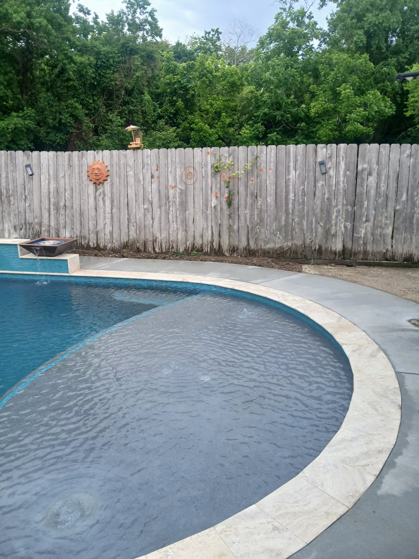 Westwego finished Baja shelf tanning ledge